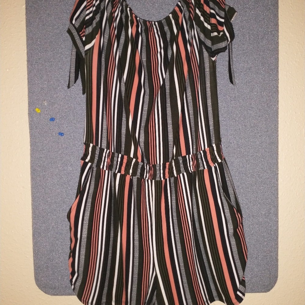 Cute boho/casual short jumper